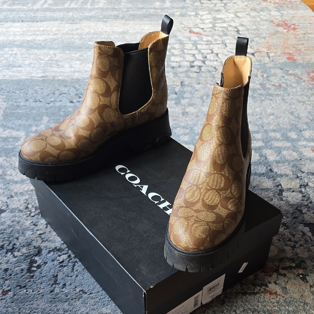 Coach Signature Pattern Brown Boots